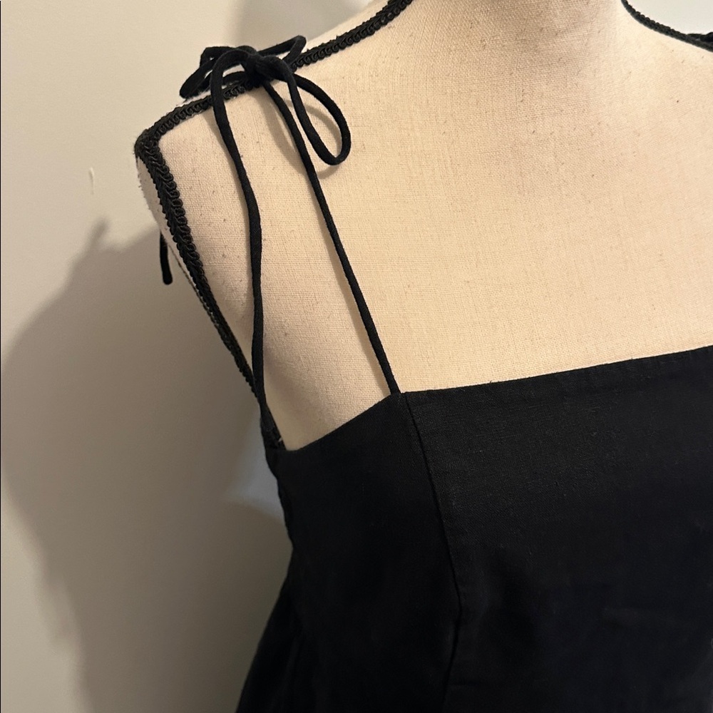 Old Navy Black Linen Tie-Strap Mini Dress Smocked Pockets M Petite - Picture 2 of 7